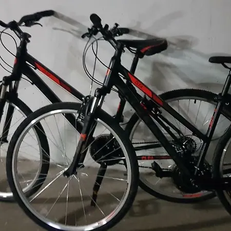 Green-balcony Z Parkingiem I Rowerami Apartamento *